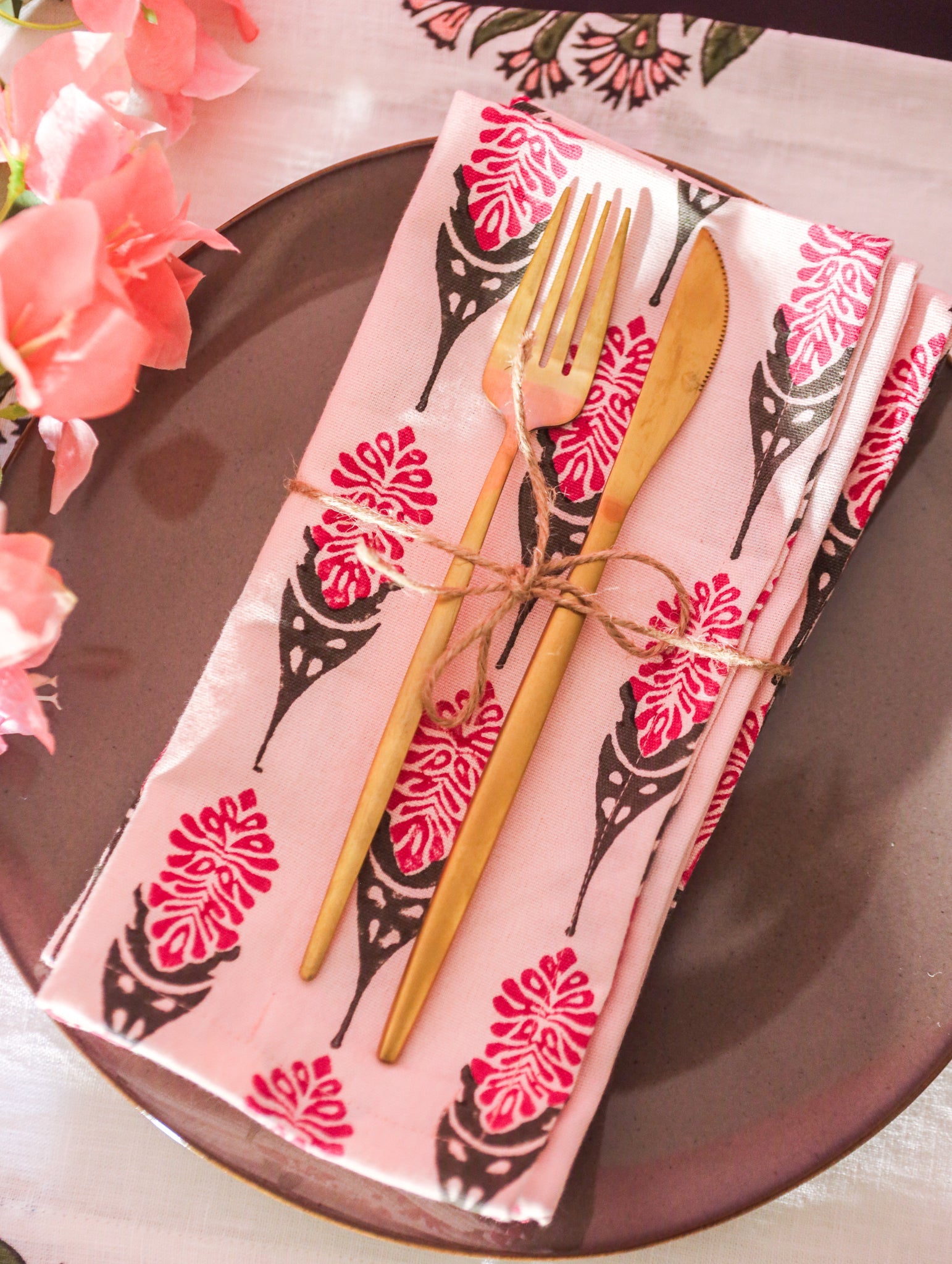 Bahaar Table Napkin – Pink (Set of 2)-zoom-2