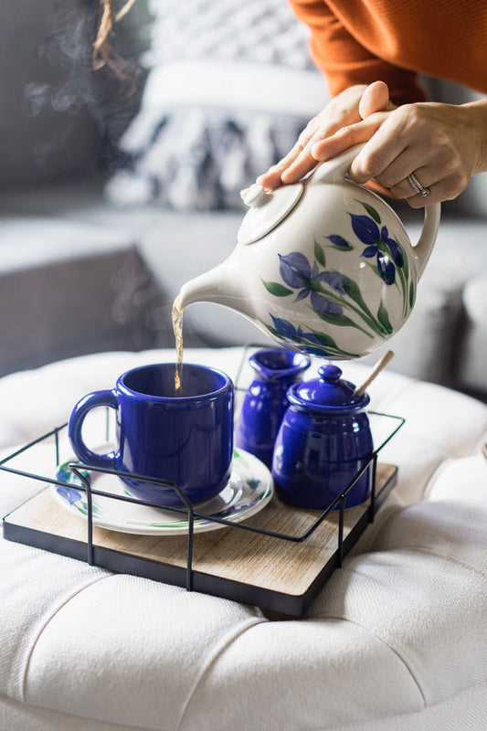 Iris Teapot