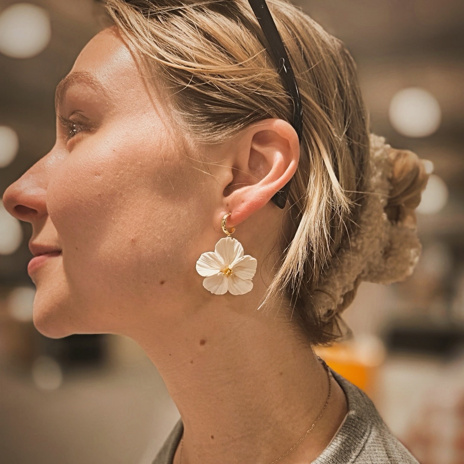 Florita — Made to Order Custom Mini Flower Earrings-zoom-3