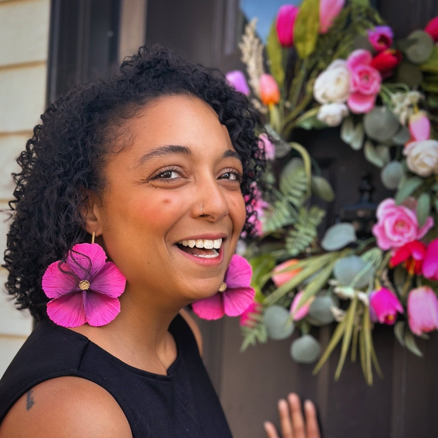 Sabine | Extra Large Flower Statement Earrings-zoom-4