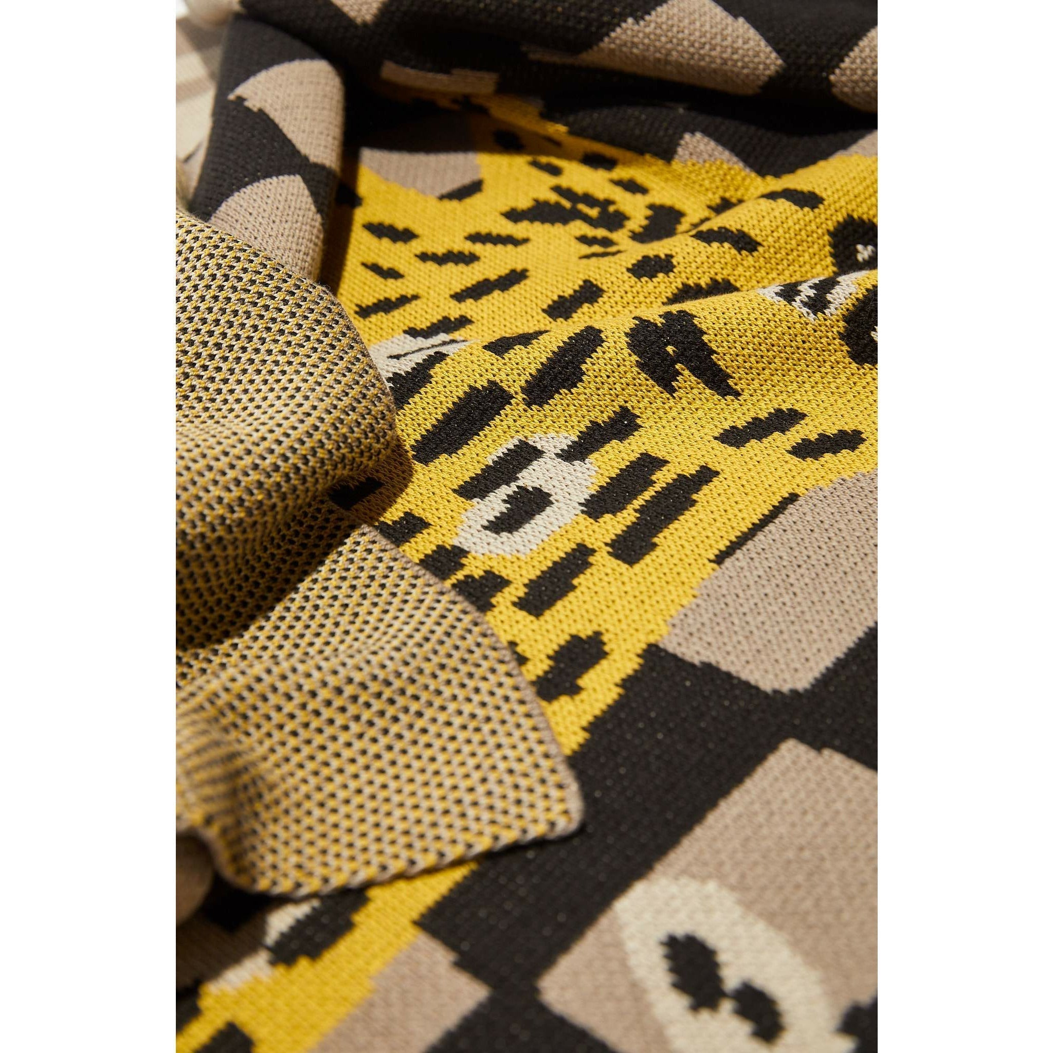 Three of Cats Throw Blanket-zoom-9