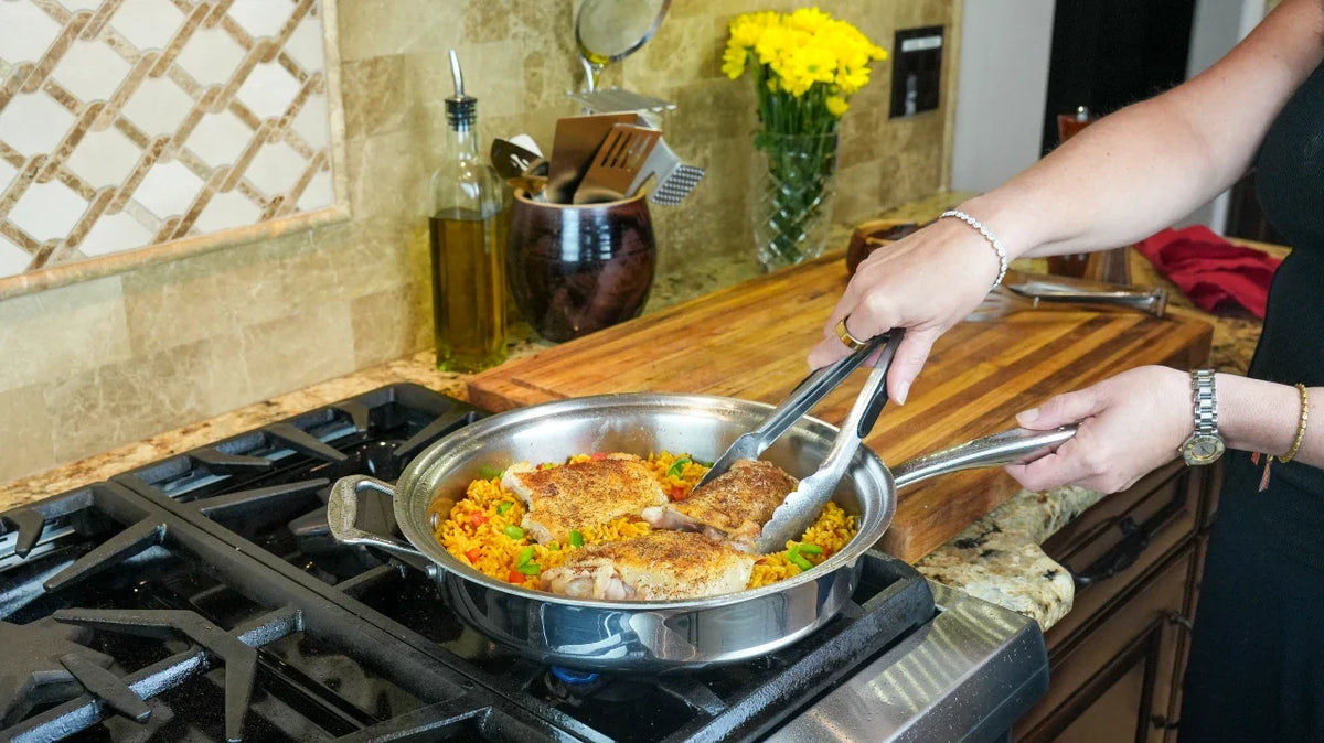 3.5 Quart Sauté Pan with Cover-7