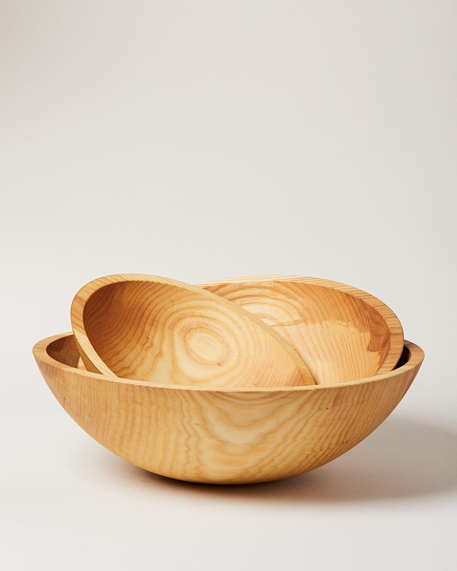 Crafted Wooden Bowls in Natural