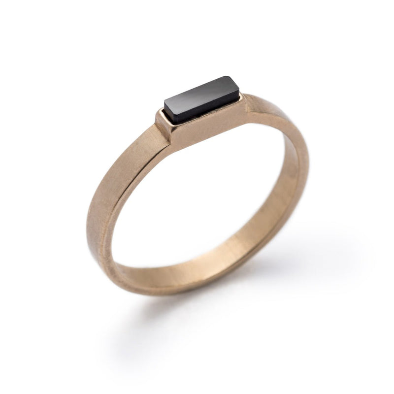 Yana Ring-zoom-